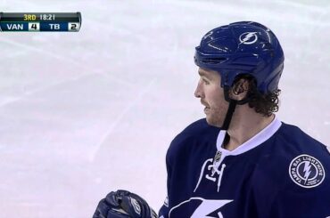 Ryan Malone nails Alexander Edler HD