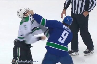 Jamie Oleksiak vs Brandon Prust Dec 3, 2015