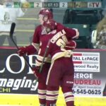 Riley Kidney attaque le centre 2021 2022