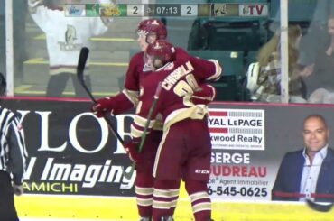 Riley Kidney attaque le centre 2021 2022