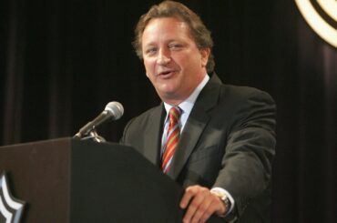 Melnyk Interviewed by Borowiecki About Sens Future