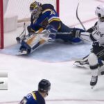 Joel Hofer makes a great save / 28.01.2024