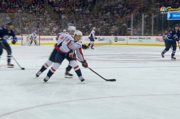 Jakub Vrana unleashes a perfect top-corner snipe to beat Hellebuyck