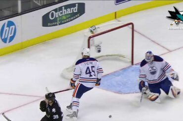 Logan Couture "Kaepernicking" on 1/31/2013