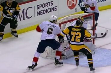 Gotta See It: Kessel floats puck over net, Hornqvist bats it out of air and in