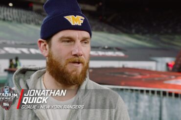 Jonathan Quick practices for the Stadium Series