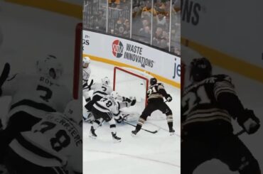 James van Riemsdyk’s Two Goals vs LA Kings🔥 #bostonbruins
