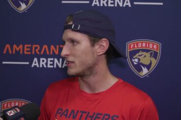 09/25/23 Game 1, Florida Defeats Nashville 5-0: Eetu Luostarinen