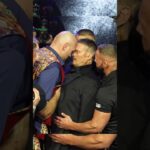 TYSON FURY AND USYK FACE OFF WITH THEIR FOREHEADS #riyadhseason #boxing