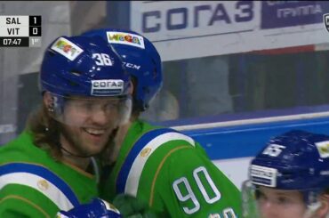 Omark feeds Soshnikov with huge assist