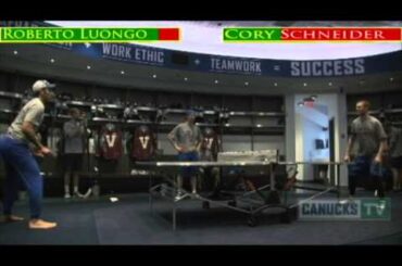 Roberto Luongo vs Cory Schneider in Mortal Pongbat