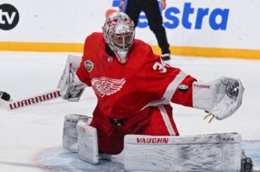 Alex Lyon is having an AMAZING season...