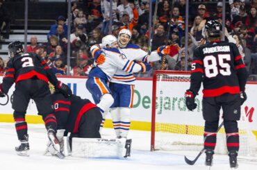 Welcome to the 50-goal club, Zach Hyman! 5️⃣0️⃣