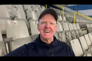 Legally blind 85 yr old plays hockey/golf