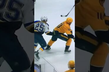 #10 Colton Sissons (12) SHORTHANDED GOAL.  Snap-shot.