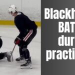 Blackhawks BATTLE IT OUT! 🚨#hockey
