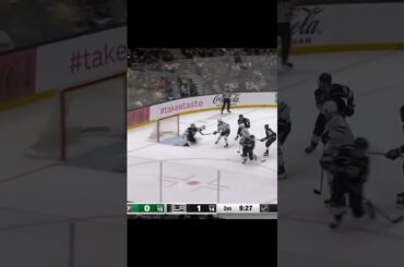 Radek Faksa picks top corner vs Kings #shorts #czech #nhl #hockey