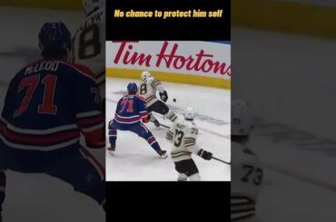 NHL / Chopping his foot & no chance to protect #nhl #hockey #bostonbruins