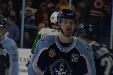 Novak Finishes Pretty Passing Play