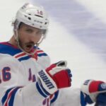 I've never seen a player MOCK a ref like this