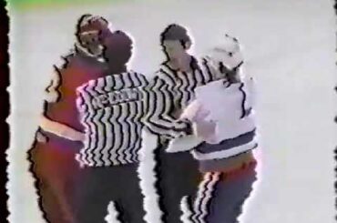 Warren Young vs Gord Dineen