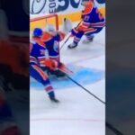 Oilers G #30 Calvin Pickard glove save on Coyotes RW #9 C. Keller