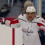 Alex Ovechkin scores vs Flyers, goal #853 in NHL (16 apr 2024)