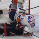 Chaotic Final Minute Hurricanes vs Islanders Game 2
