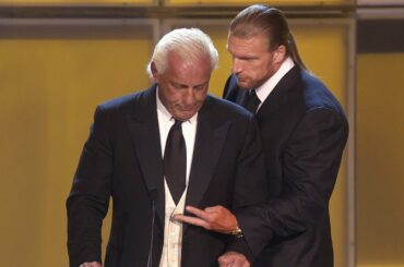 Triple H recalls the “worst moment ever” during Ric Flair’s WWE Hall of Fame induction: WWE 24 extra