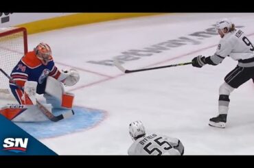 Adrian Kempe Shows Off Ridiculous Hands For A Mid-Air Tap-In
