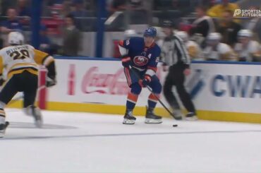 Ruslan Iskhakov misses great chance for his first NHL goal vs Penguins (17 apr 2024)