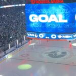 PIUS SUTER SCORES PUTTING THE CANUCKS UP WITH 1:39 LEFT IN THE THIRD! -CANUCKS WATCH PARTY #canucks