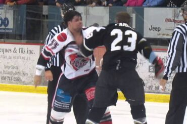 Sébastien Laferrière vs Derek Parker