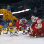 Gotta See: Soderblom scores a Between the Legs Goal for Sweden (2021 WJHC)
