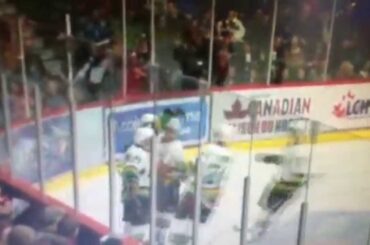 3e but des Foreurs, # 16 Nicolas Aubé-Kubel vs Huskies , le 5 avril 2015