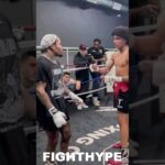 GERVONTA DAVIS FIRST RYAN GARCIA SPARRING LOOK; SIZES UP HOW TO GET INSIDE ON TALLER ELIJAH FLORES