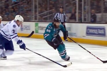 Burns dances by Kadri and Phaneuf for beauty