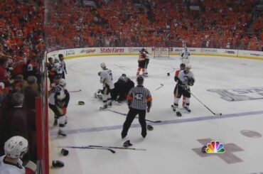 Kris Letang vs Darroll Powe Apr 19, 2009