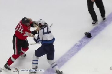 Chris Thorburn vs Mark Borowiecki Nov 8, 2014