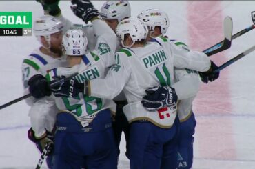 Soshnikov ties the game with his 18th of the season