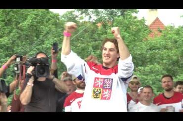 Czech Ice Hockey team celebrates the title of world champions with the fans - oslavy mistrů světa