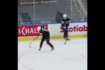 Trevor Zegras shows off crazy hands in WJC warmups