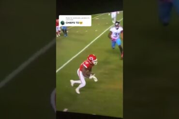 Patrick Mahomes doing the Michael Jordan tongue wave touchdown to Mecole Hardman