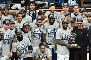 The Dallas Mavericks Receive The Oscar Robertson Trophy As The NBA Western Conference Champions!