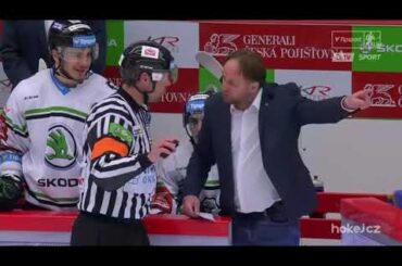 HC Oceláři Třinec vs BK Mladá Boleslav - Pavel Patera a jeho konflikt s rozhodčím