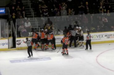 TJ Brennan vs Jeremy Lauzon