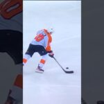 Flyers RW #10 Bobby Brink 🥅(11)🏒Deflected Goal