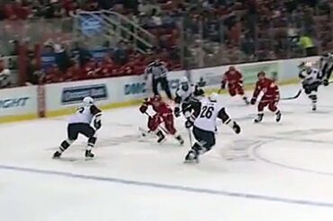 Nyquist beats Smith from center ice