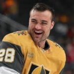 Hard-Hitting Stanley Cup Champ William Carrier Heading To Carolina