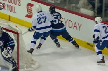 Drouin outworks Jets, sets up beautiful goal